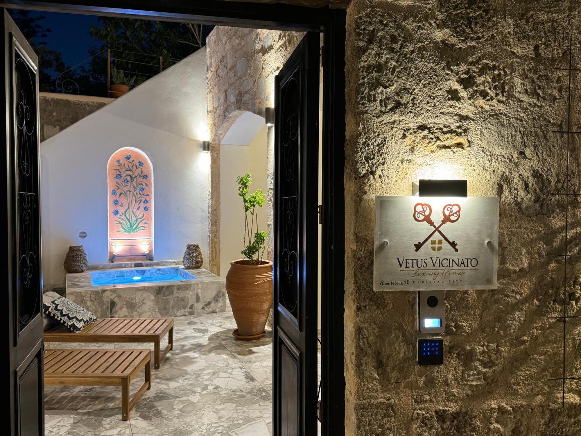 Vetus Vicinato Luxury Homes Rhodes City Exterior foto